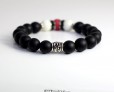 Bracelet_BlackMatteAgate_RedBead0002Back