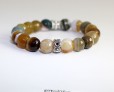 Bracelet_FacetedBrownStripeAgate_Hamsa010101015Back